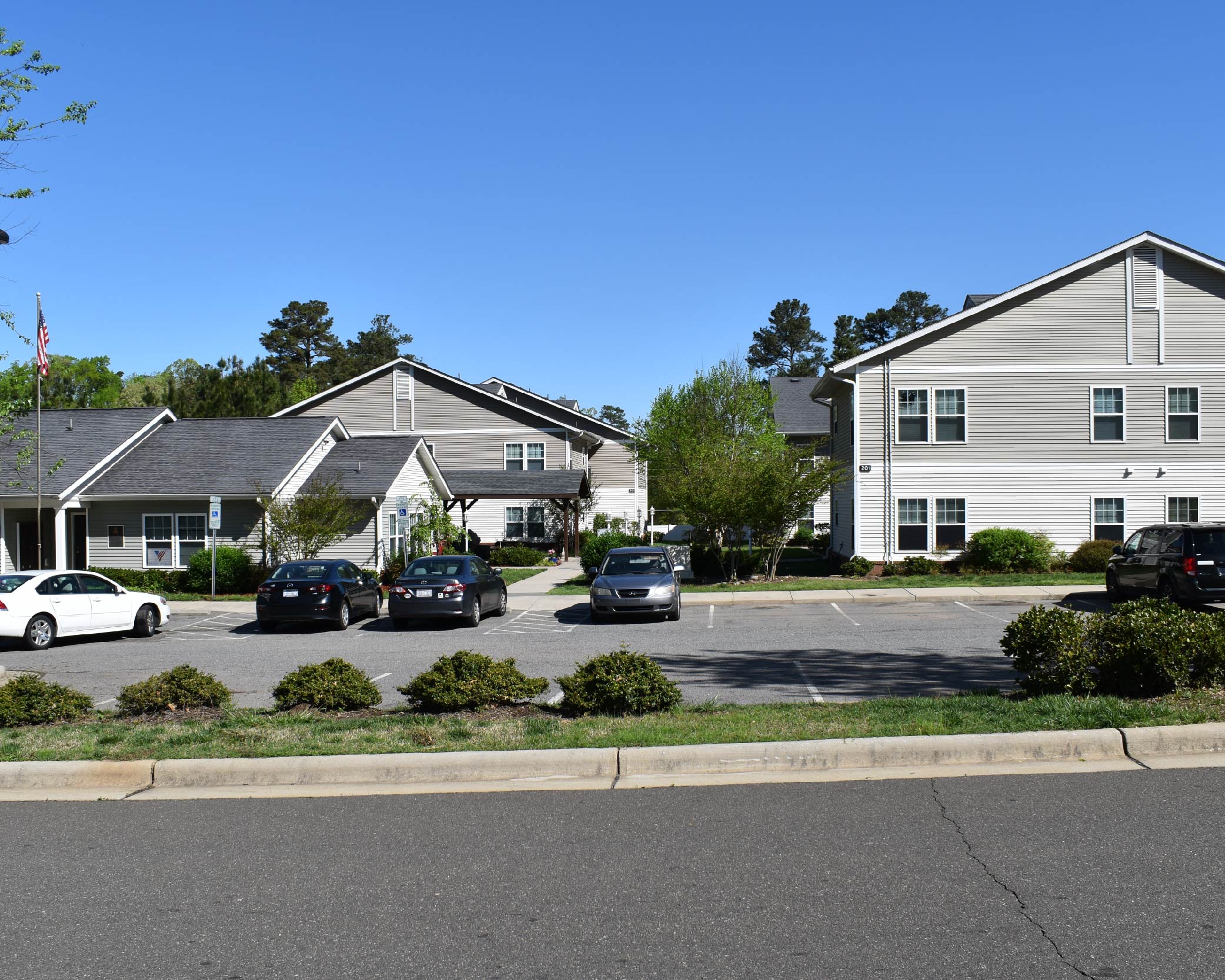 Decity Of Chesapeake Court - 5qmy8x4